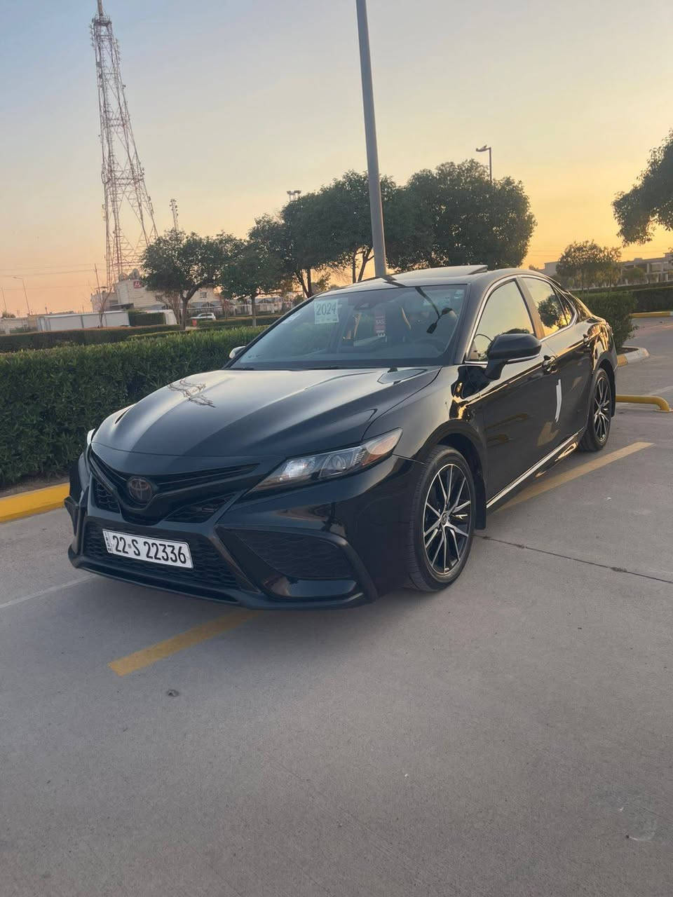 كامري موديل 2024 فول سياره ماشي 22 الف رادارا جانبي رادار امامي شاحن وايليس سلايت كشنات هيتر هندبريك بصمه اهوايه بعد بي مواصفات مكان سياره اربيل بي بس جاملغ صبغ واشويه تعديل بل صندوك بارد  بدون ارباك سعر 218 بي مجال ***********

