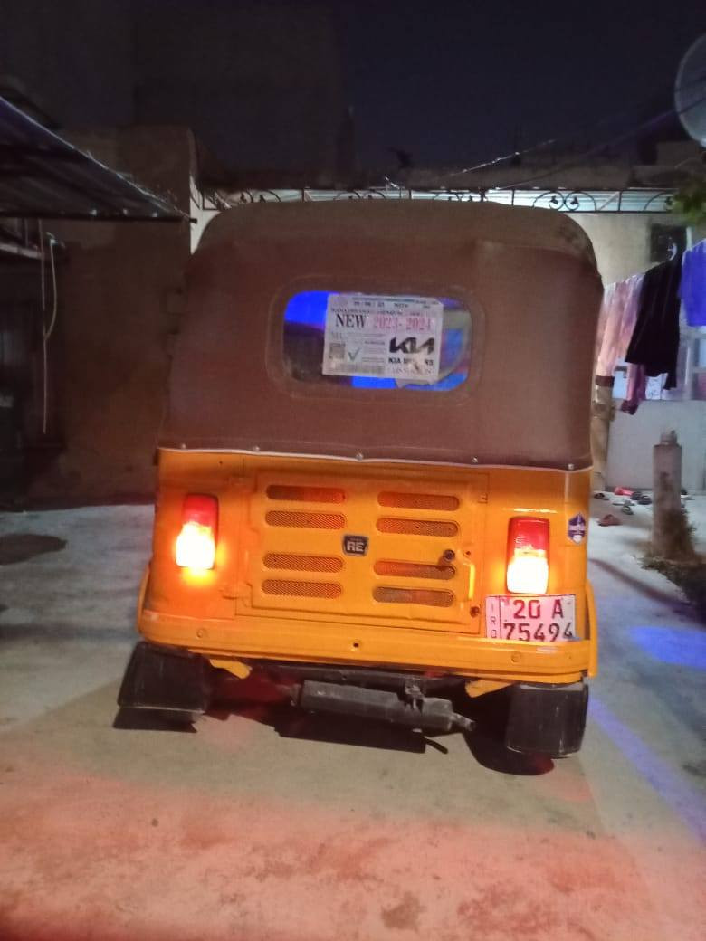 تكتك 18 للبيع تحويل ثاني يوم بسمي رقم انكليزي مكينه ناعمه صدرها جديده معمره جديد سعرها 5200 وبيها مجال مكاني ديالى بعقوبه التحرير ***********
