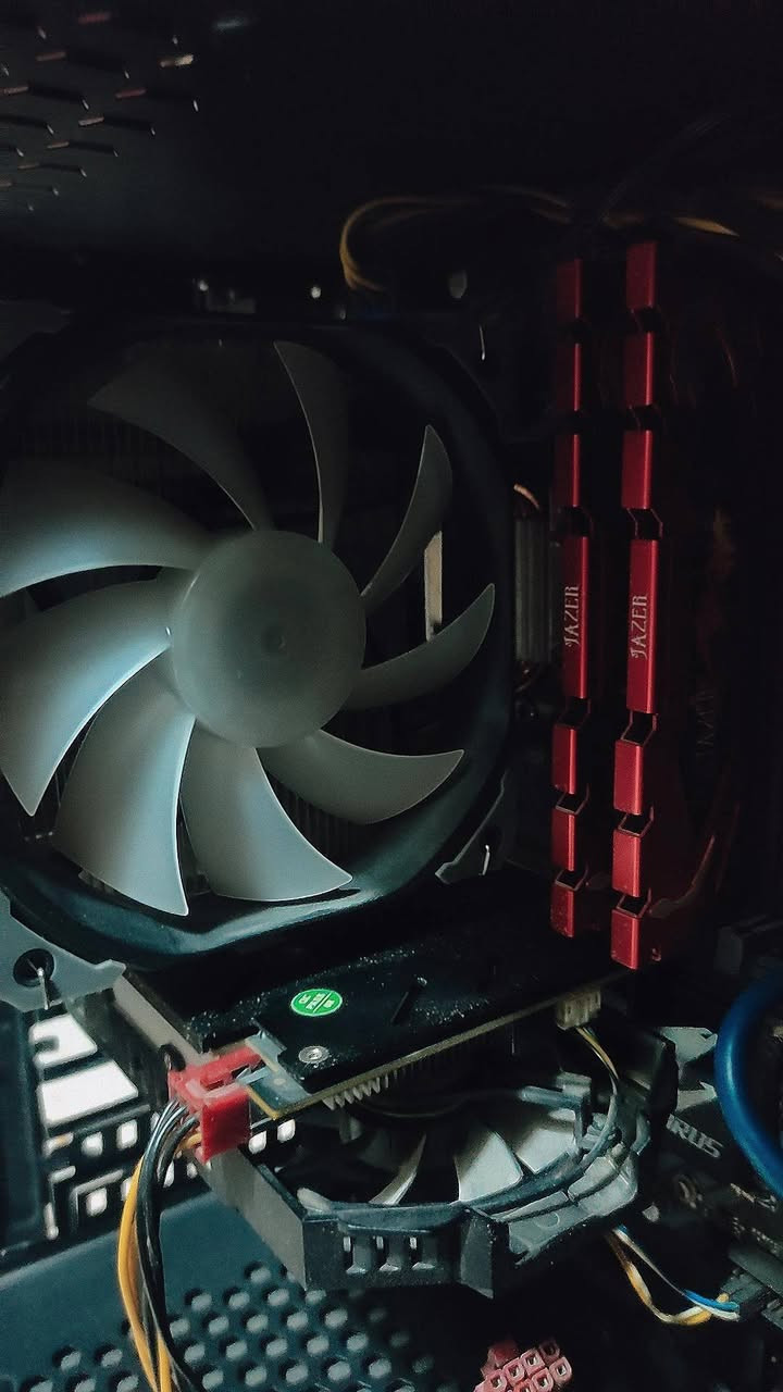 السلام عليكم
اخوان كيس مواصفات جيدة جدا وبسعر مناسب 
المواصفات
1) cpu i3 gen8
2)gpu rx580 8g
3)power supply 550w
4)motherboard aorus b360m
5)ram 16g ddr4 2600
6)case 3fan rgb
7) Cooler مبرد غازي 
كل هذا وسعرها ٣٦٠ الف فقط والشراي بي خير ويدلل


**إذا كنت صاحب هذا الإعلان وتريد حذفه لأي سبب، رجاءا أرسل رسالة إلى الدعم الفني**