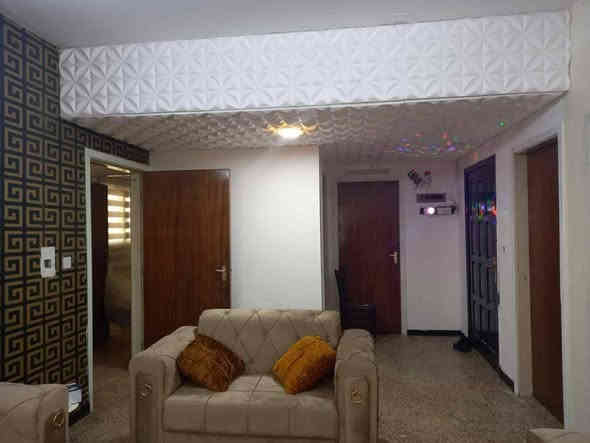 عندي شقه بالسيديه  طابق ثالث 
للبيع ملك صرف طابو سند مضمون خلال ١٥ يوم يتحول السند باسمك مساحته ١١٢متر ثلاثه غرف نوم غرف وصاله ومطبخ ومخزنين بيه بالكونات ثنين شقه مرتبه موقعه ممتاز بيه مستاجر  ٦٥٠ الف للاستفسار ***********
