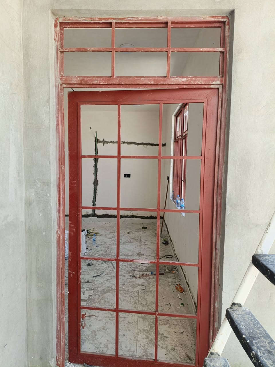 ​✅ صبغ أبواب ( حديد).
✅ صبغ شبابيك 

✅ صبغ جدران داخلي وخارجي.
☎️***********
