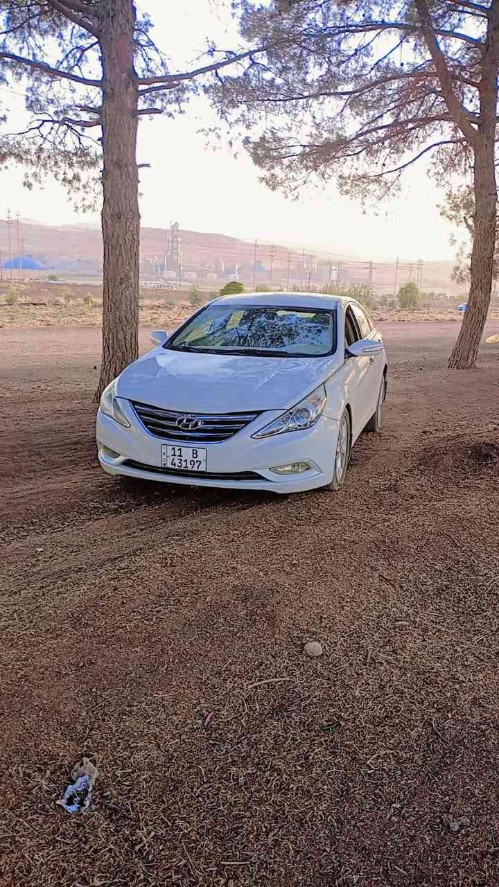 السلام عليكم ورحمة الله..
سوناتا 2011 خليجي رقم بغداد انگليزي السياره حلوه كلش.. بيهه كلير بالصفحه..
تدفئة تبريد طخم تاير حداديه باسمي سونيه..مكان السياره بغداد ابي غريب 
السعر 112 ورقه
***********
