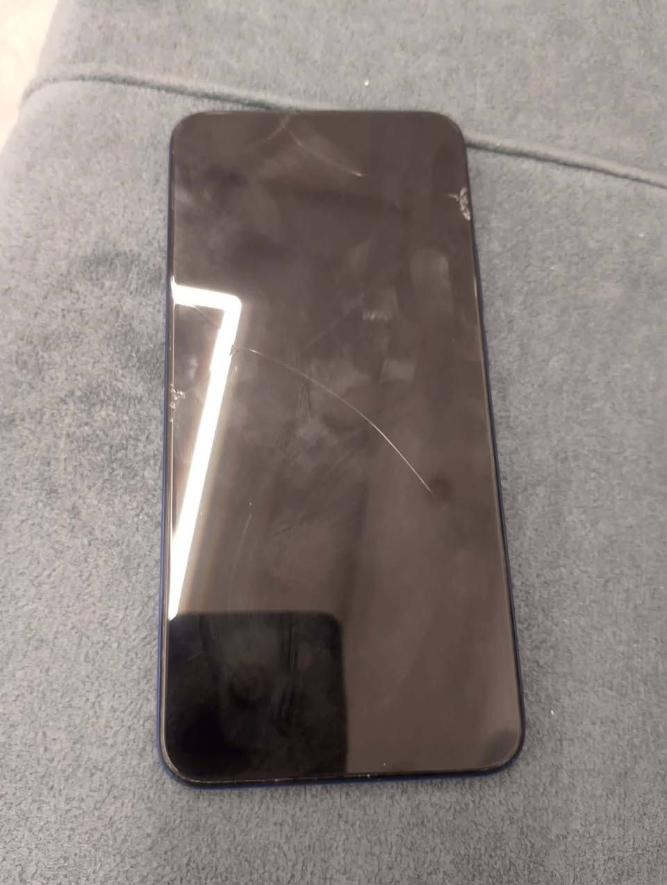 جهاز هواوي y9برايم جهاز مابي شي بس كم فطر بل شاشه مامئثر عل لمس ذاكره 128 سعر 70 وبي مجال


**إذا كنت صاحب هذا الإعلان وتريد حذفه لأي سبب، رجاءا أرسل رسالة إلى الدعم الفني**