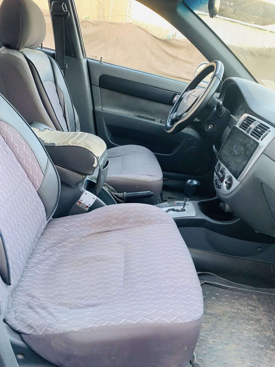 السلام عليكم اوبترا موديل 2011 مكينة نظيفه حداديه نظيفه كير اوتماتيك كهربائيات كله شغاله تايرات نظيفه كشنات نظيفه سنويه غير نافذه السعر 85 وبيه مجال قليل /عنوان /بابل /الهاشميه / ناحيه المدحتيه/رقم الهاتف/***********
