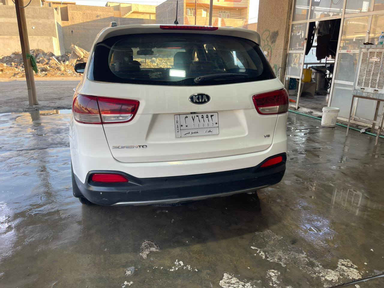 سورنتو ٢٠١٧ خليجي ٧ راكب فول مواصفات عدا الرباعي رقم بغداد مصبوغة عام
***********
