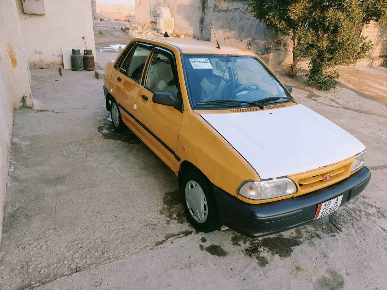 السلام عليكم سايبه موديل 2012 مكينه وكير كفاله حداديه وتخم تاير جديده رقم انكليزي كربلاء مصفره هيئه وغرامات سنويه لل2029 السياره كفاله من الضربه شواصي جدد تبريد شغال بس غاز السعر 27 مكاني كربلاء الحر السواده ***********
