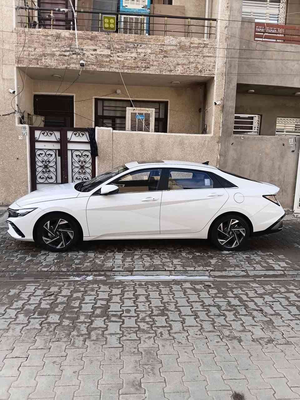 النترا تجميع صين موديل 2025  رقم اربيل تريد تحول تريد وكاله مكينه ١٥٠٠دبل نوزل فوووول  مواصفات مكان السياره بيها بارد  بالباب    بدون صبغ كربلاء المقدسه رقم الهاتف ***********
