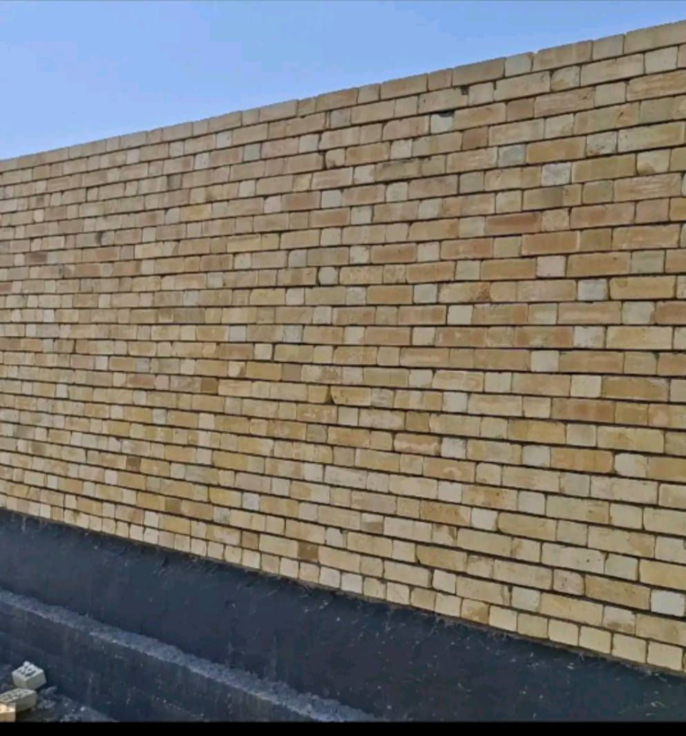 سلام عليكم
خلفه متفرغ شغل درجه اولى التزام بلعمل

شغلي. بنيان  طابوك. بلوك. فرمستون. لبخ جص. سمنت. 

شغلي. ع متر.. كباله.. يوميه.

‏‪***********‬‏
