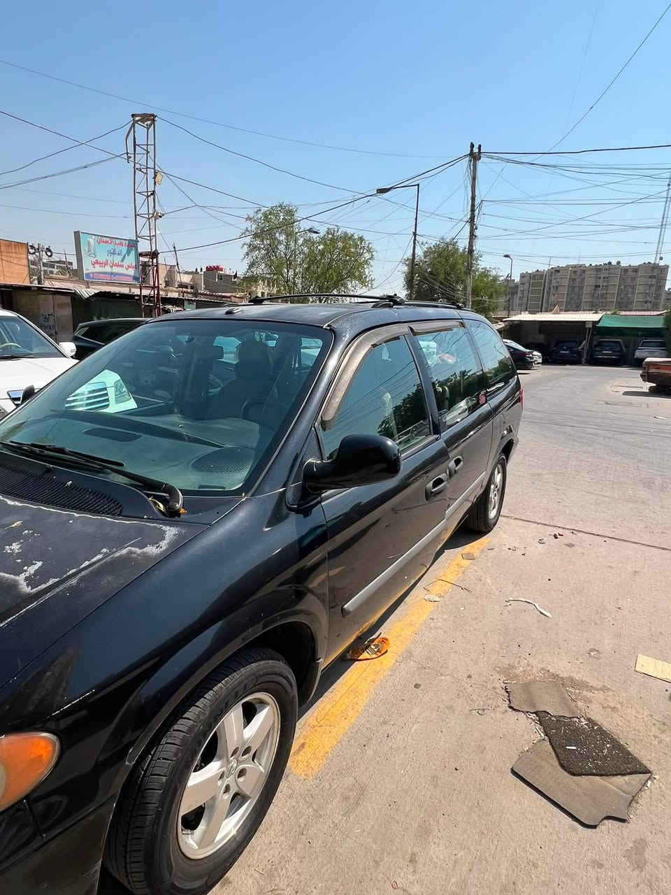 السلام عليكم
دوج كرفان🚗
٢٠٠٧
محرك ٣٣٠٠
٣ قطع تبريد
تخم تايرات جديد
شاشه
كشنات قلابه ملكية
للاستفسار 
***********
