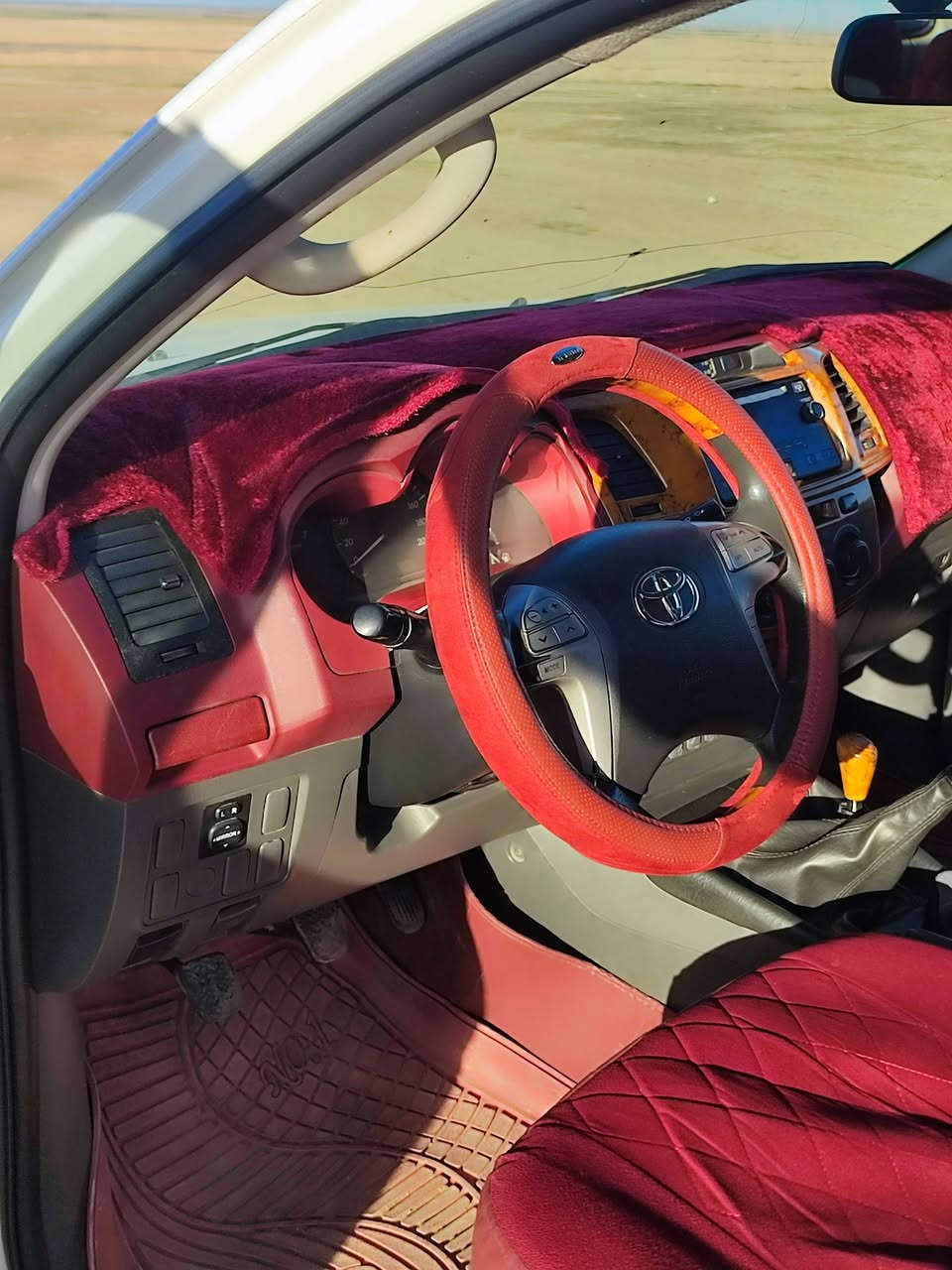 هايلوكس للبيع كويتي امذهب فول ترهم بلمده حسب التفاق وترهم 
نغد هزه جديده سنويه جديده محرك  مفتوح المكان الموصل
***********
