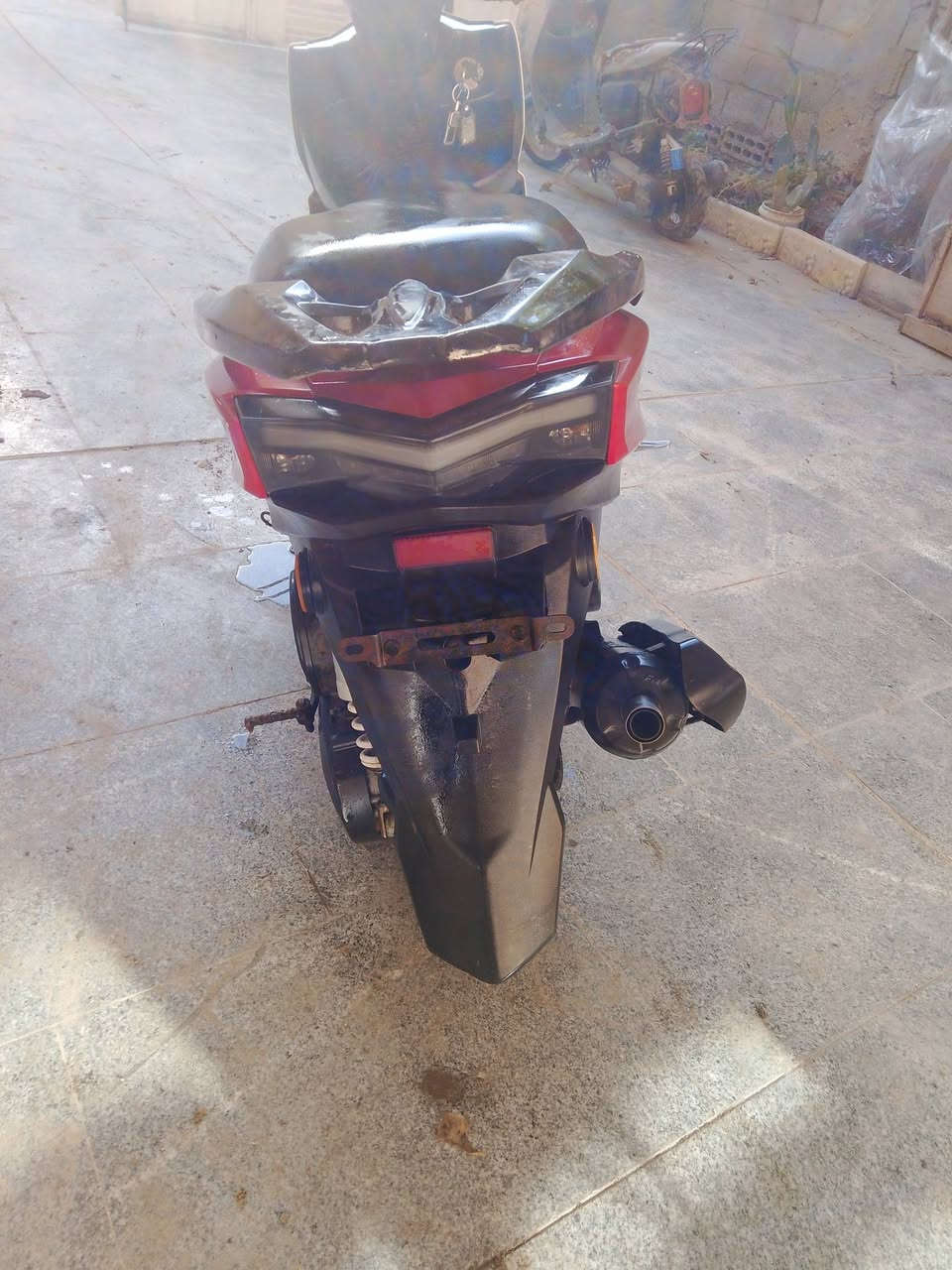 السلام عليكم للبيع دراجه سكنس ياباني نضافه فول كله ابلاديه كهربائيات كله شغاله سلف هورن لايت اشاير قفل جنطه قفل سكان مكينه حلوه كلش مكان كربلاء طويريج السعر 400 وبيه مجال قليل الشراي يتصل وبي خير ويدلل ***********
