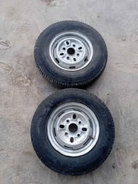 تايرات ستوتة • نضاف • مجال قليل