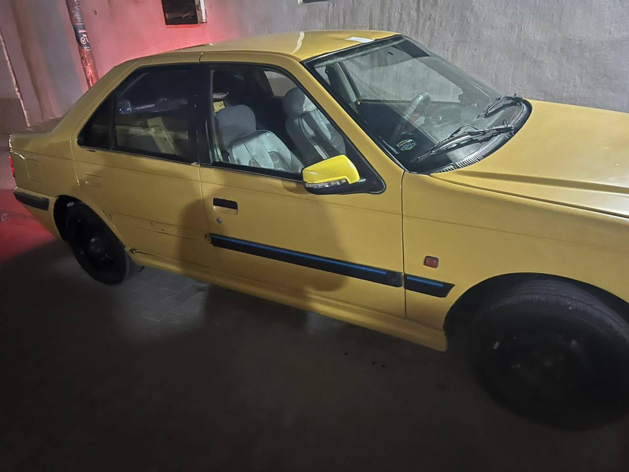 سلام عليكم 
بيجو بارص 2010 سياره كلش جاهزه محرك وكير عل شرط تبريد ثلج تخم تايم وتخم ويل جدد توني شادهن حداديه جديده سياره كلش نضيفه ما متعوبه رقمها مثنى بأسمي مداور ثاني يوم سعرها 35وبيها مجال مكانها بلرميثه رقم تليفون ***********غير متواجد ع الفيس
