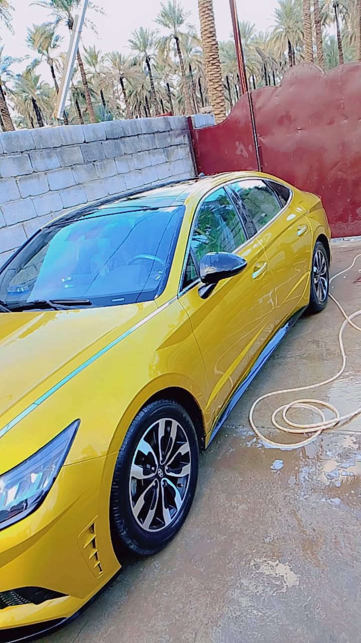 السلام عليكم سنوناتا للبيع 2020 فول مواصفات  مابيهة اي شي نقص جاهزه سعرها 130 وبيها محال حك الجيه مكاني بغداد ***********
