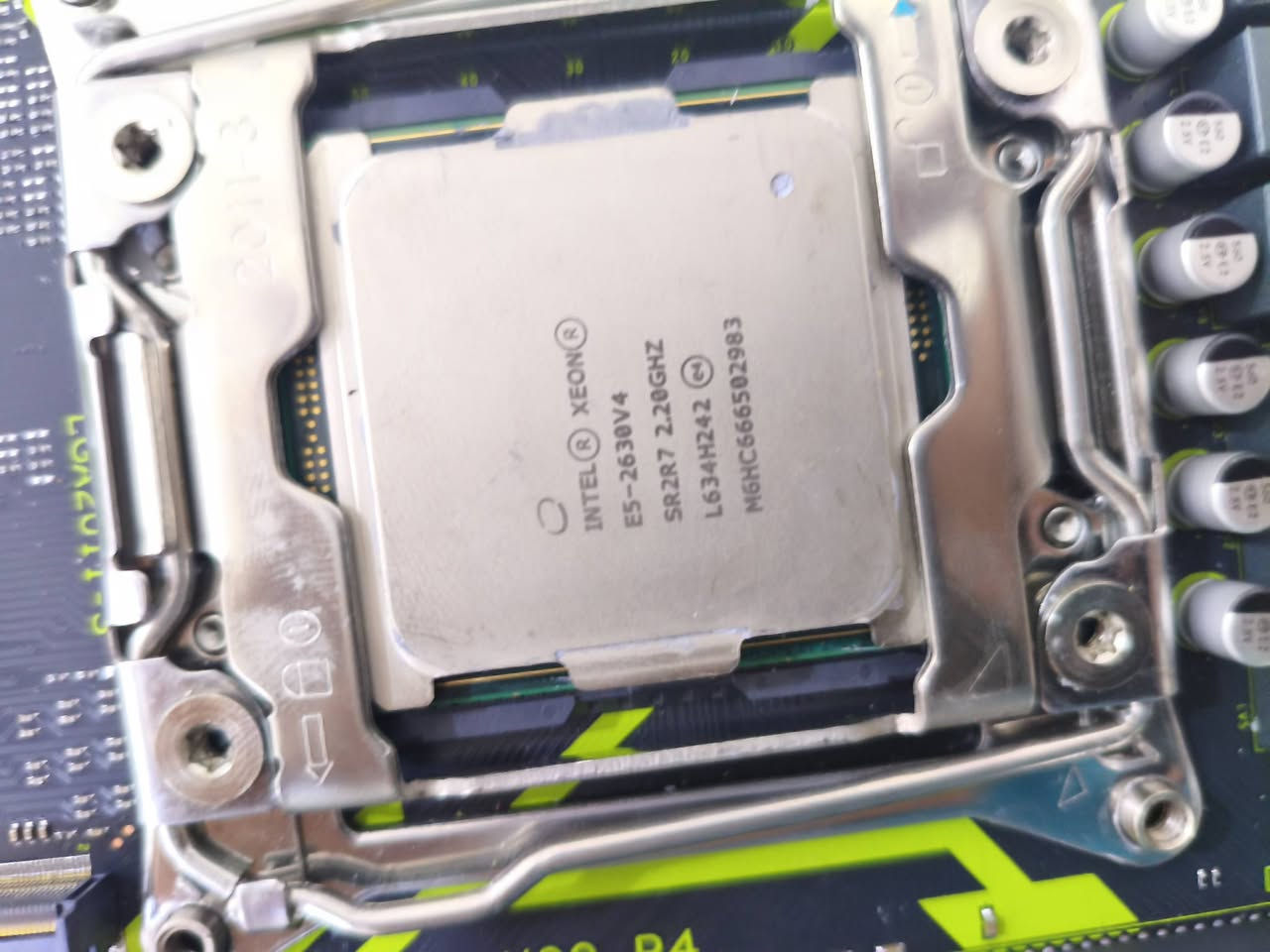قطع بيسي للبيع
كومبو زيون بورد ومعالج 50 

كرت RX 580 8g ب65


**إذا كنت صاحب هذا الإعلان وتريد حذفه لأي سبب، رجاءا أرسل رسالة إلى الدعم الفني**