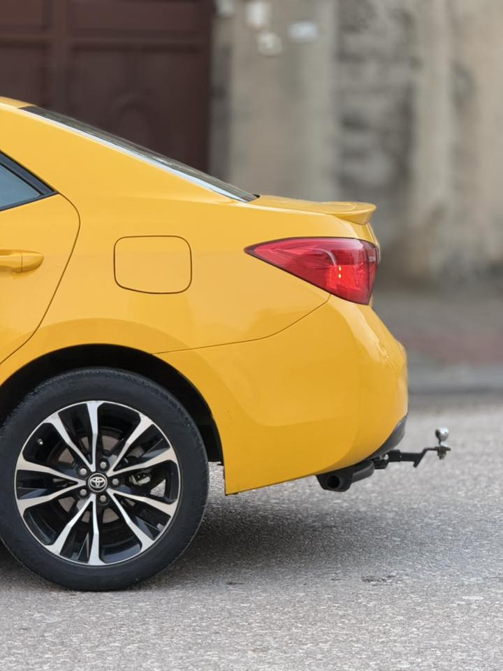 19 SE تكسي رقم كركوك ضرر دعامية فقط وارباك بردة ماشية ١٢٥ الف ميل رقم كركوك كود بانزين كامل طخم تاير صدر كير محرك بشرط سعرها 179 وبيها مجال 
تواصل ***********
