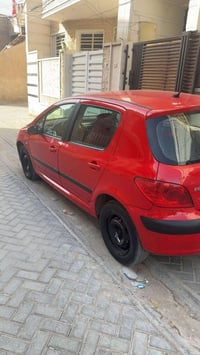 بيجو 307 موديل 2006 مصبوغ عام للجمالية السيارة كل نفص مابيها تبريد شغا...
