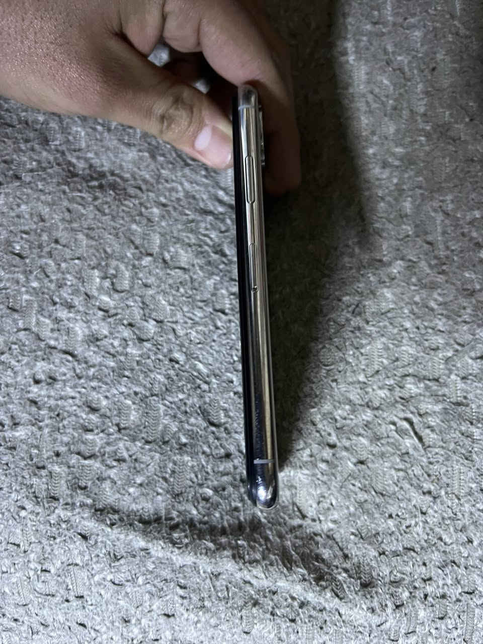 ايفون x مستعمل للبيع نضافه 90‎%‎ فقط شاشة مبدل اصلي و بصمه وجه لا يعمل السعر 165 الف وبي مجال بسيط العنوان كركوك التواصل بهاذا الرقم ***********
