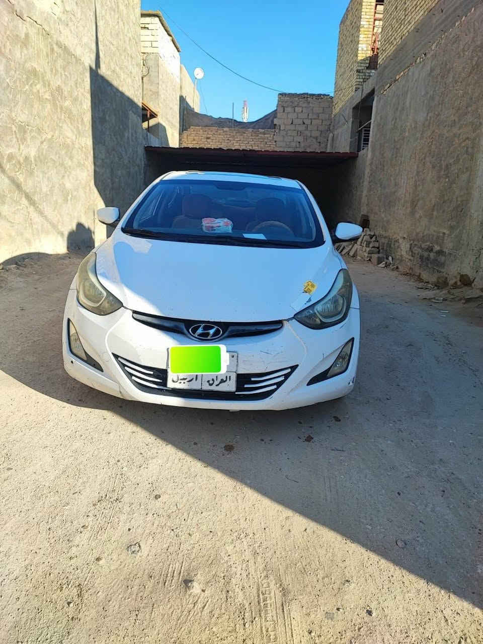 السلام عليكم
النترا 2015
سياره رقم اربيل 
فتحه تحكمات 
بيها جاملغ خلفي 
وقبق جنطه مبدل 
رايدها ب110وبيها مجال 
مكان السياره نجف 
***********
