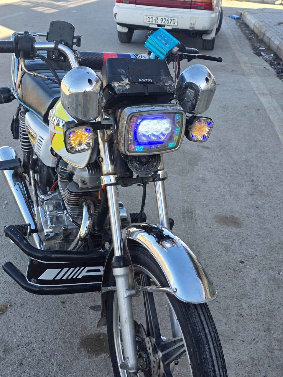 سيفان ٢٢ اي نقص مابيها مراوس بتايكر أو حربي شعندك نزل مكاني ديالى شهربان ***********
