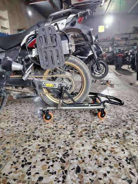 سلام عليكم ورحمة الله
شغل اليوم مختلف عمل ستان تعليك متحرك
اتمنه ينال اعجابكم
واريد انبه عن شغله اي شخص عنده استفسار عله عطل
كهربائي او ميكانيك يراسلني او يتصل واني خادم للجميع
اخوتي حبايب لحد يتردد اخوكم وانشالله ما اقصر ويه الكل
***********
اخوكم امين ياماها
