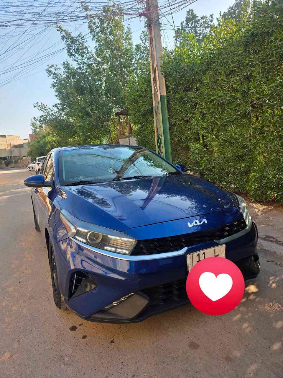 السلام عليكم
فورتي للبيع 
فه EX
موديل2022
سنوية جديد
رقم  بغداد 
ماشيه91 km
بأسمي 
وصور السونار موجوده  بل منشور 
.
الضرر
جاملغ وبنيد  وظهر بل سونار باب خلفي 
بدون دواخل بدون أرباك 
بدون شاصي
.
موصفات
شاشة 
كاميرا خلفية
تحديد مسار
كروز سرعة
رادار امامي
قطعتين تبريد 
تدفئه كشنات 
تدفئه استيرن 

وبقية الموصفات معرفة
.
الموقع بغداد  حي الجهاد 
السعر 155 وبيها  مجال
اي ستفسار ***********
