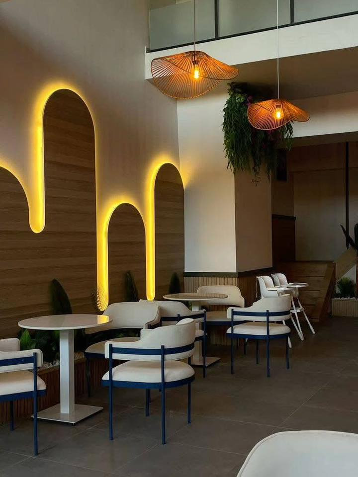 (تخفيضات ونظام تقسيط)
🔊ما يتمناه الزبون ❤️
تحققه ديكور خانه❤️❤️🌈❤️❤️
🔊سرعه الإنجاز ودقه العمل وظغط النفقات على الزبون شعارنا ..
🔊خبره أكثر من ٢٠ عام في مجال الديكور والاصباغ والتأسيسات الكهربائيه وتوزيع الاناره الحديثه
🔊سعر متر البوكس طولي وبنظام التفريز (القطعه الواحده) وبعرض ٥٣سم مع فتحات الاناره ٢٠٠٠٠ مع التصليح والصبغ  ٢٥٠٠٠ مع التصليح والصبغ والاناره ٣٠٠٠٠
🔊الجبس تركي كنوف او إماراتي  والحديد ٠.٤ جنل وليس زاويه  براغي وجوي وليس طلقات ...الأصباغ من شركه جوتن والاناره بضمان خمس سنوات ...
🔊بقيه الديكور حسب المساحه والخامات. 
🔊نظام التقسيط المريح وبدون أي تحميل. 
🔊مع هدايا مميزه لكل موقع عند التسليم.
🔊التصاميم والقياسات ومعاينه الموقع مجاني حال الاتفاق.
للتواصل ***********
