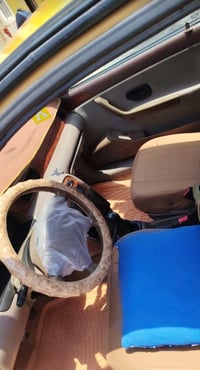 سمند ١٢ مبدل باب سايق ومحرك بيه تبخير  تبريد شقال  سياره نضيفه سعره ٣٤...