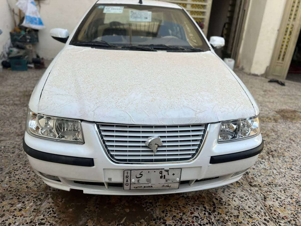 السلام عليكم سمند 2012
بيها مكانات صبغ ابيع حزام
رقم بغداد باسمي الرقم الانكليزي 
خابطه كازكيت
مكانها بغداد الحسينيه الراشديه 
السعر 33 وبيها مجال 
***********
