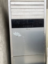 للبيع داخلية  3 طن نوع جنرال السعر 200 الف  07700040021