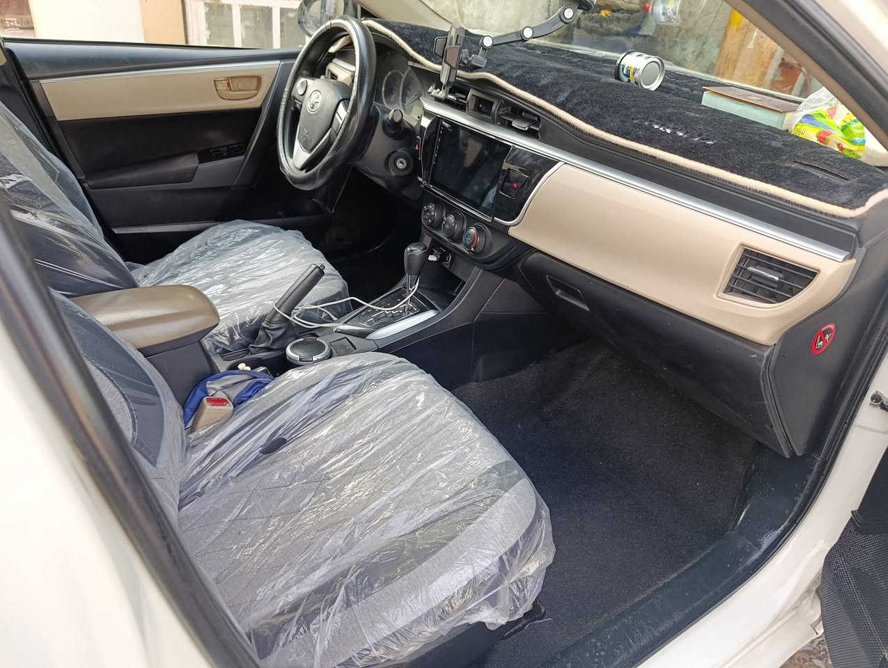 كورلا 15خليجي مكينه 2000ضرر جاملغ الخلف السيق وبنيد أمشر شبر بس مصبوغ كله لجماليه مكينه وكير خير من الله تبريد تدفئه كلها شغاله كهربائيات كلها شغاله سيارة ماشيه 220كيلو حقيقيي لايت زنون
قبق جنطه بي خيسات ودوسات هم بيهم طعجات مو خياس ولباقي كفاله
سعر 133وبيهامجال للطيبين مكان سيارة بغداد حي العامل 
رقم سليمانيه سارة بسمي ثاني يوم أحولك
رقم الهاتف ***********
