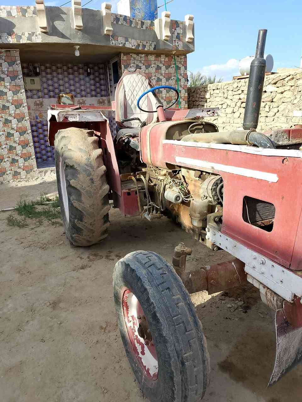 سلام علايكم
عنتر موديل 71 رقم وسنوية المكينة نضيفة بس مهمولة 
السعر 3,500 وبية مجال المكان عامرية الصمود 
التواصل 👈 ***********
