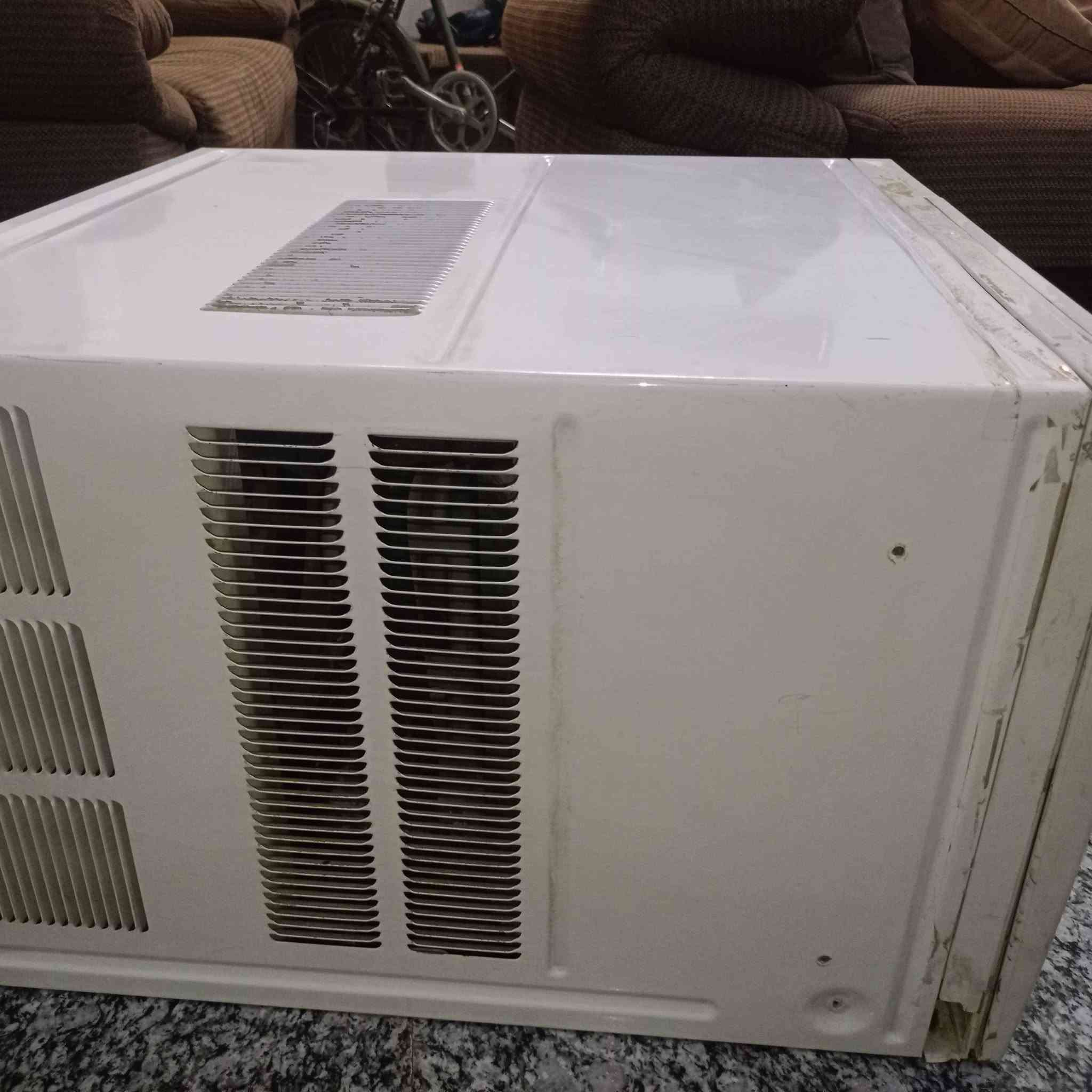 مكيف 2 طن  تبريد ثلج🥶 وتدفئه فول للبيع السعر 225 وبي مجال بسيط المكان بغداد حي القاهرة


**إذا كنت صاحب هذا الإعلان وتريد حذفه لأي سبب، رجاءا أرسل رسالة إلى الدعم الفني**
