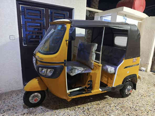 تكتك tvs موديل 2020 شهر 9 رقم أو سنوية بسمي تحويل ثاني يوم بيهة لغد مصبوغ سعرهة 5250مكاني بغداد العبيدي ‏‪***********‬‏
شباب مكلف بل نشر لحد يدزلي طلب لو يعلق 
مكلف بل نشر
