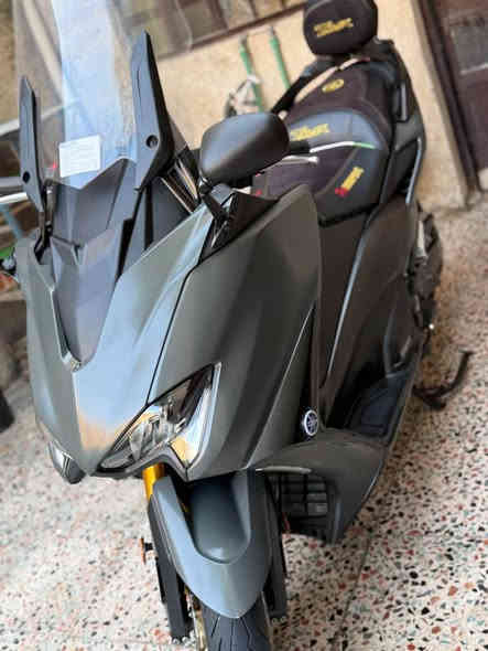 ألسلام عليگم TMAX 2021 وارد ياباني 
ماشيهـ 35 ألف ألفئهـ تاچ ماگس لون زيتوني 
دراجهـ مكفولهـ كفالهـ عامهـ نظافهـ 100/90 
فول مواصفات جامهـ كهرباء ستاند حساس 
كشن تدفئهـ يدات تدفئهـ ومعروفهـ مواصفاتهـا
العنوان بغداد البياع 
*********** 
السعر 80 ورقهـ وبيهـا مجال حگ الچيهـ بغداد

