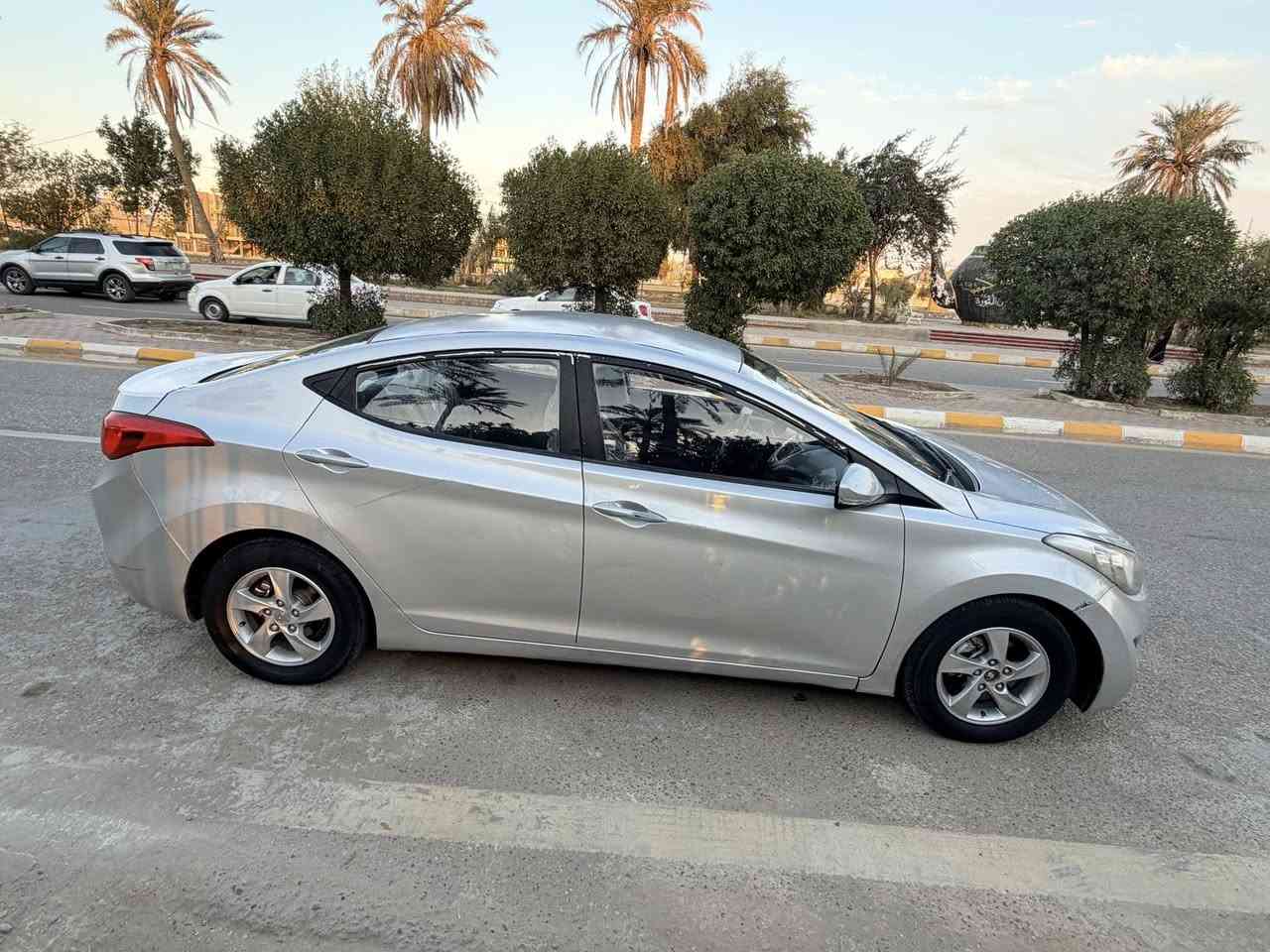 للبيع النترا 2012 وارد كوري فقط باب السدر بيه صبغ والدوس بيه باردات سنويه جديده مكان العماره السعر 95 ورقه***********
