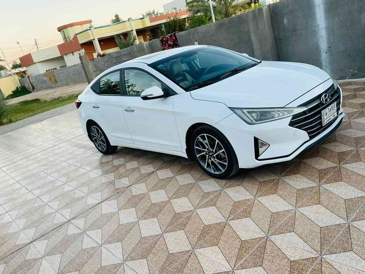 سلام عليكم النترا موديل 2020 خليجي
محرك 2000 دوش مكفوله من ضربه وصبغ 
وكير ومحرك مكفولات السعر  163 

***********
