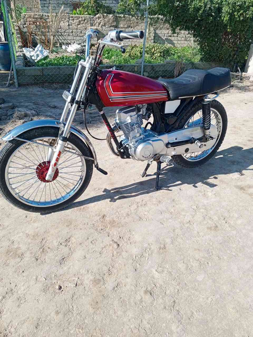 سلام عليكم دراجه للبيع دراجه صاكه مانقصه شي محرك نتنس صوته ناعم حلو لايت زنون بيه مكان الناصريه ناحيت لفضليه وشراي بل خدمه هاذه رقمي ***********
