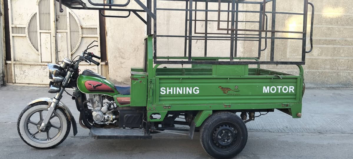 السلام عليكم ستوتة اللبيع صقر موديل 2022 السعر مليون وستمية سلف هندر كهربائيات شغالة اوراق كاملة مكاني بغداد مدينة الصدر هاذه رقمي ***********
