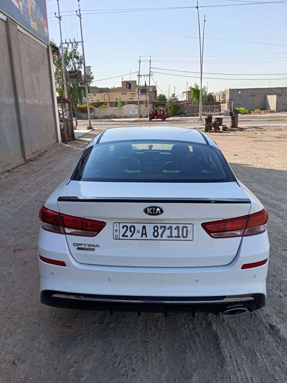 اوبتما 2019 خليجي محرك 2.0 جاهزه  خير من الله حداديه تخم تاير جديد تبريد خير من الله ضرر 
4قطع بس رش اثر خدوش ومصبوغه السنور مرفق بالمنشور 
السعر 148 بيع متوازي. المو شراي لا يتصل كلشي واضح كدامك 
***********
