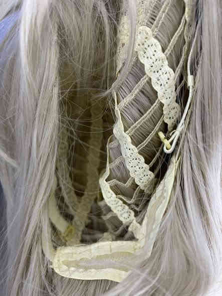 شعر طبيعي كلش حلوو والملمس حرير كامل ويا ملحقاته وطويل 
ب30 فقط مع التوصيل لجميع محافظات العراق 
***********
