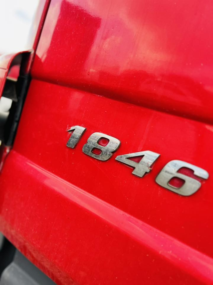 نوع :اکتروس
موديل:2008✅   
حجم:1846✅
لون :   احمر✅
مواصفات: ريتايدر تبريد   سبايدر روبستون دبل منامي هورن  
گير: توماتیک
رقم : اربیل
سعر:310$
العنوان: معرض السيد عنوان أربيل كلك عل شارع العام  
*********** السيد حسين   /  
*********** فهد عبدالغني
*********** فهد عبدالغني 

رجاءً يرجى عدم الاتصال بعد الساعة العاشرة ليلاً 🕙
