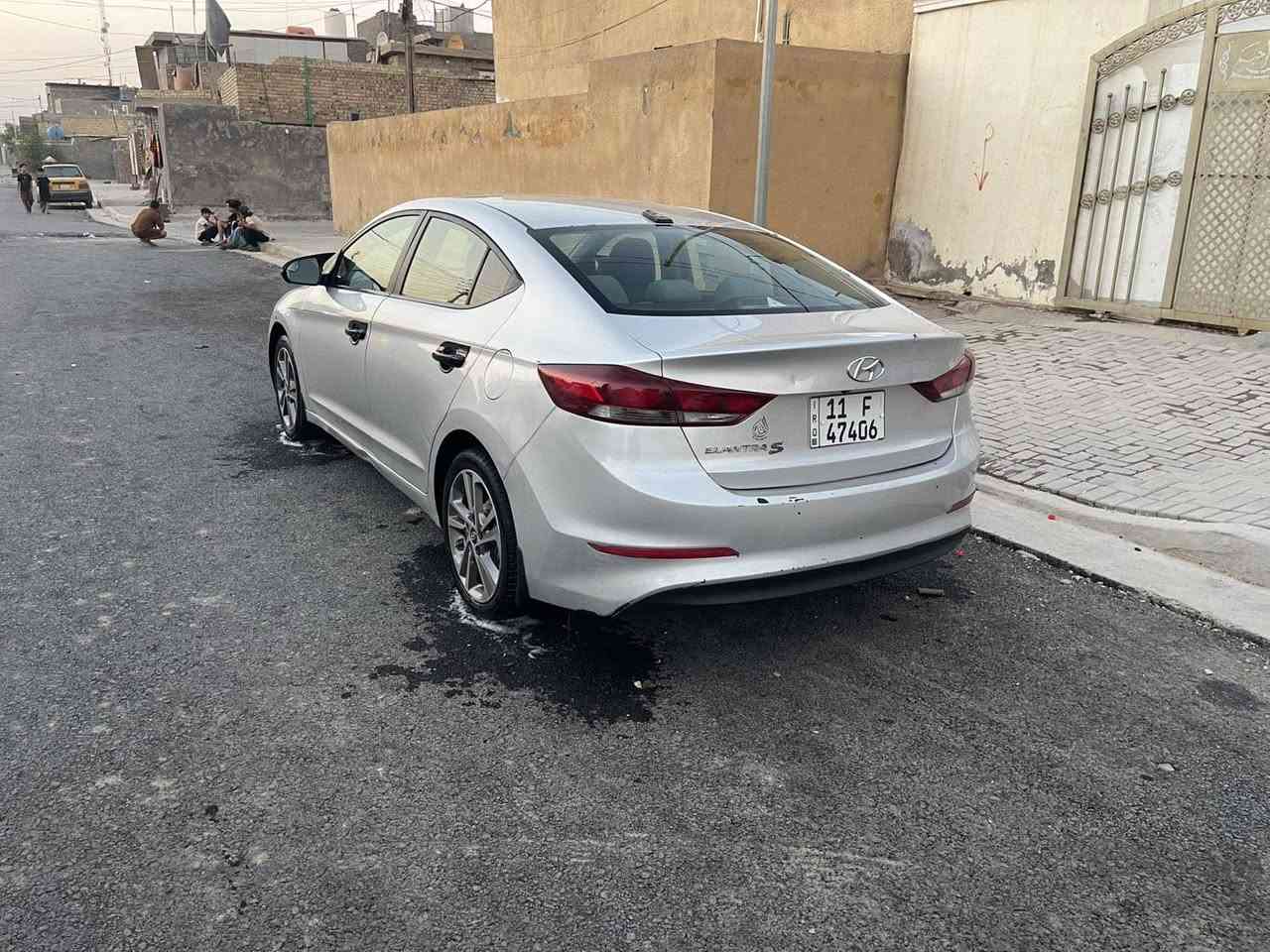 السلام عليكم النترا 2017 مكينه 2000 دوش سنويه 2031 تحويل مباشر وارد امريكي حادثها جاملغ وبنيد وبيها صبغ قطعتين بدون دواخل كير ومكينه لاصرف ولا بخار صدر تايرات تبريد كله جديد سياره جاهزه من كلشي مكانها بغداد السعر 92 وبيها مجال ***********
