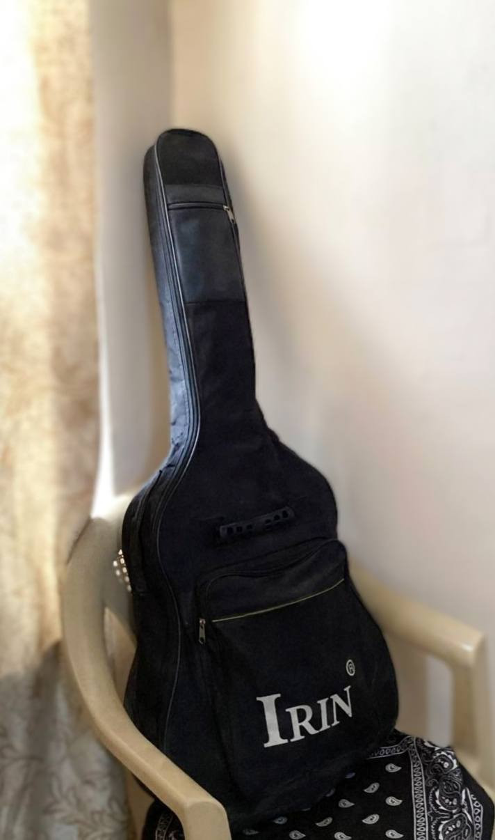 -كيتار اكوستيك كلاسيكي جودة عاليه
-مع حقيبه
-سعر75الف
-للتواصل و الاستفسار على التليغرام@sh_hs227
🎼✨


**إذا كنت صاحب هذا الإعلان وتريد حذفه لأي سبب، رجاءا أرسل رسالة إلى الدعم الفني**