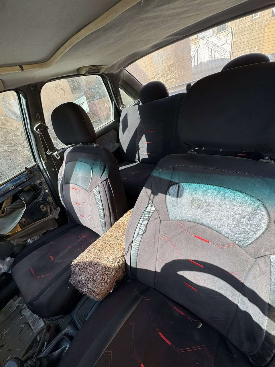 فكترا موديل 93 محرك 1600 محرك كير شرط كهربائيات كلها شغاله محوره تبريد سيارة جاهزه رقمها انبار داخل كله مدوشم 
سعرها 27 
***********
