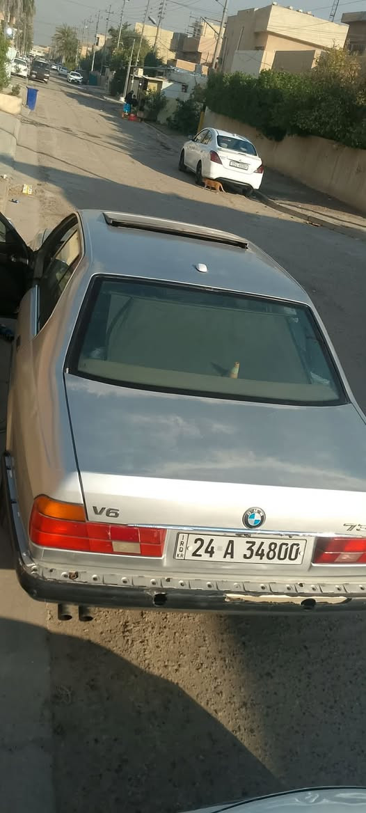 السلام عليكم بي ام 730مفتوح 6سلندر كير مكينه جديد غرفه جلد دبل جام  هيتر بل مري مثبت سرعه موديل 1992 تبريد شغال وثلج حداديه وتايرات 70 بل ميه سياره شماليه دهوك دولي سنويه بسمي مكاني بغداد حي الجهاد عارضها 63 وبيها مجال بدون حادث صبغ عام رقمي السياره عليها ادامه كامله نوزل فيت بم بلكات باتري جديد
فان ومروحه تبريد جديد اصلي 
***********
