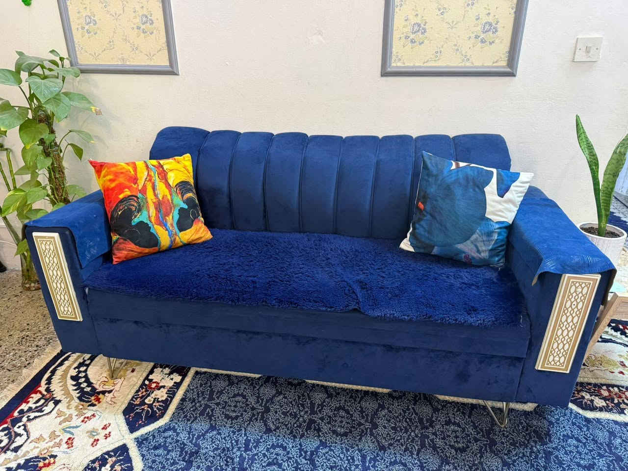 تخم قنفات للبيع السعر 300 الف جديد مال العام تخم حطاطه عراقي 
*********** لاستفسار
