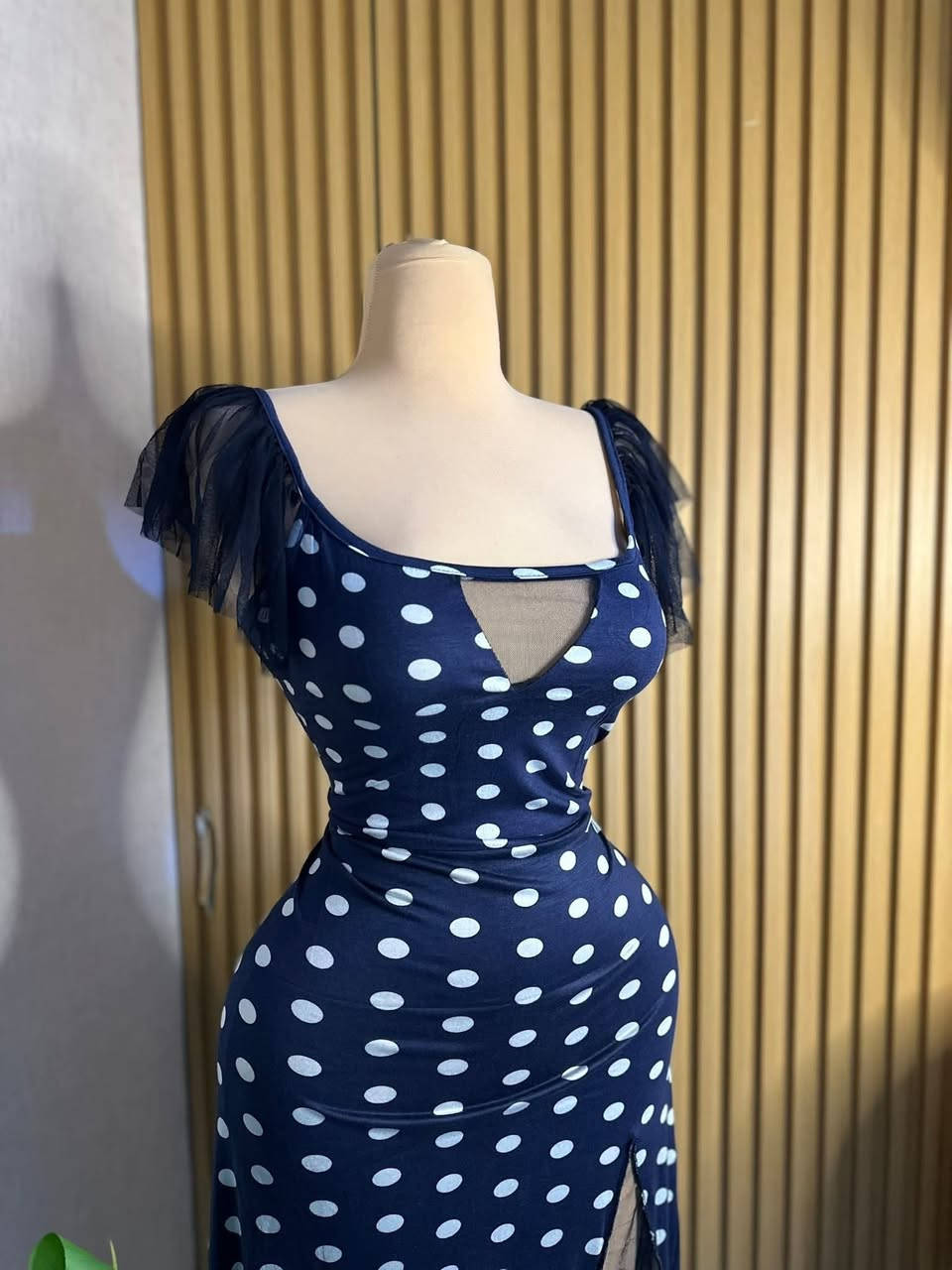 شلحة نسائي ✨
خامه فانيله زبده
قياس M_L_XL_XXL
متوفره بهل لون فقط

______________________

للحجز والاستفسار يرجى مراسله الصفحه
رقم هاتف واتساب ***********
توصيل بسماية 1000
بغداد 5000
محافضات 6000
يوجد دفع عن طريق الماستر كارد ✅💵
