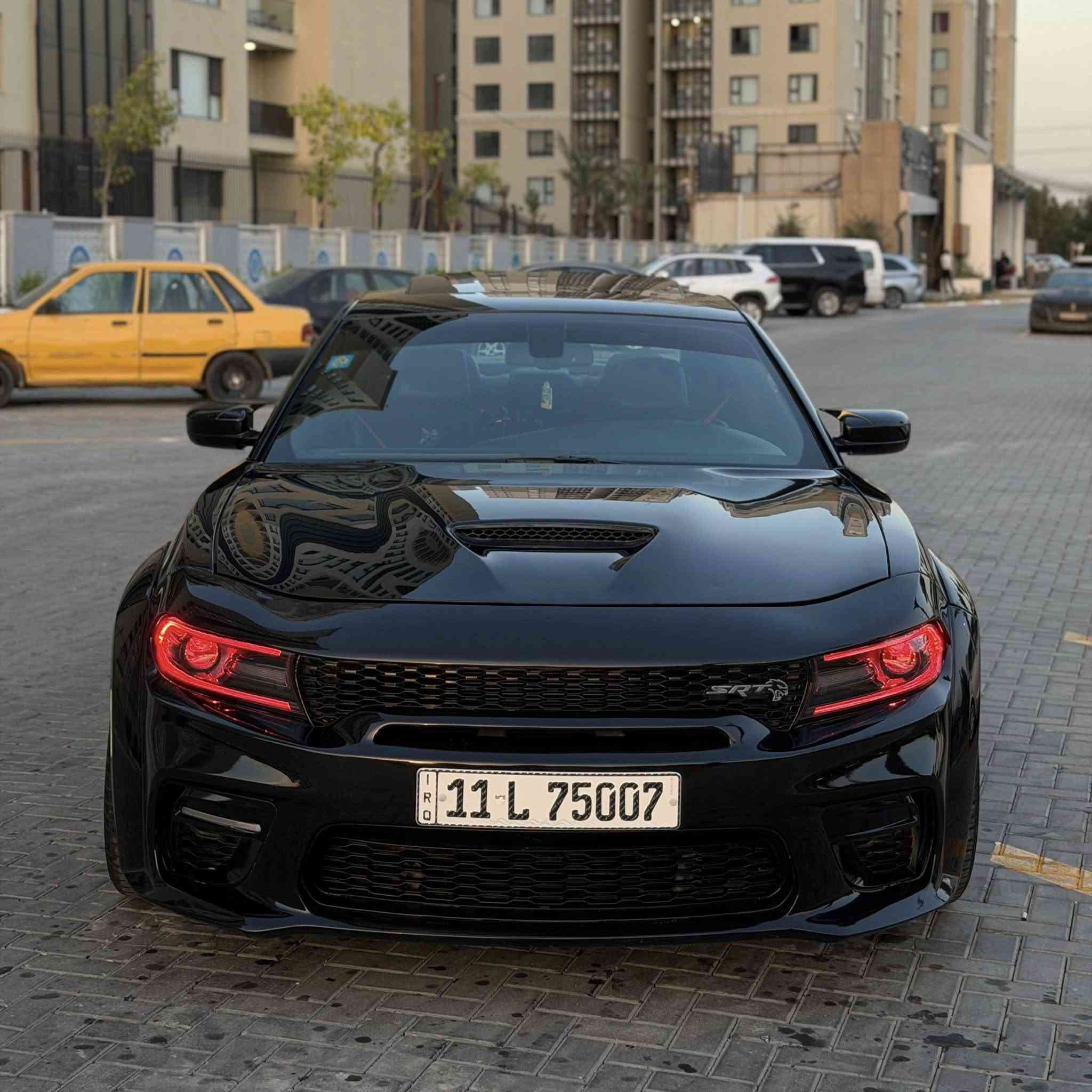 السلام عليكم
{مكلف بالنشر } اعلان :

للبيع جارجر 2020 وايد بدي اصل 
سكات باك 6400 
رقم بغداد الجديد سنويه وهزه جدد 
سياره ماشيه 29الف  حقيقي

فول مواصفات : 
فتحه 
دشبول جلد خياط + بيبان جلد خياط
ستيرن كهرباء + مقاعد كهرباء 
ميموري كشنات + ميموري ستيرن 
تدفئه ستيرن + تدفئه +تبريد كشنات امامي وخلفي 
رادار جانبي + حساسات خلفي + كامره بلاد 
مري قلاب كهربائي 
كشنات كنتاره سكات 
* بلكات ريسنك
* ⁠اويل برثر
* ولف حماوه ريسنك
* فجوج برمبو 6 بستم 
* اويل كاج كان
* برمجه مصطفى ايگل
* مازدات  لد متغير الوان+عين الشيطان
* وعليها بقية الاضافات المعروفه  

سياره جاهزه من كلشي على اخر حبه 

مكينه كير حداده كهربائيات  جاهزه من كلشي + سيرفس كامل لسياره 
جديده بمعنه الكلمه 

حادث السياره جاملغ وبنيد وبيه طخه بالباب الخلفي فقط البقيه كفاله مكان السياره بغداد حي الجهاد

السعر 243 وما اعتقد اكو وايد بدي بهيج نضافه بهيج سعر
***********
