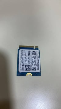 ٥١٢ جيجا • NVMe M.2 • وسترن ديجيتال